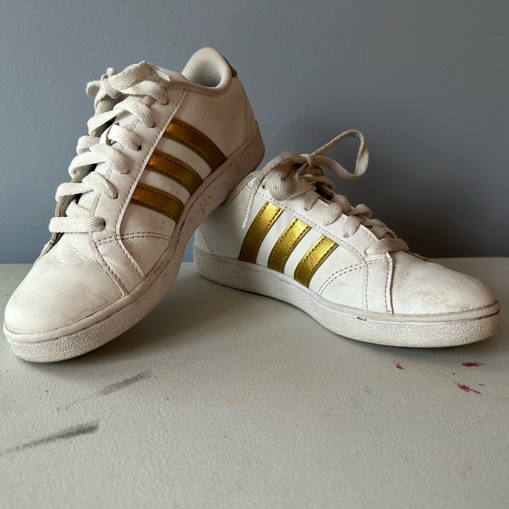 Addidas sneakers